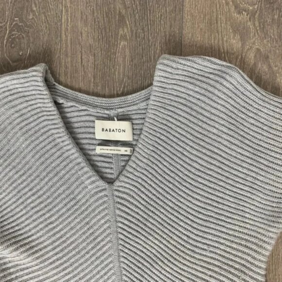 Aritzia Babaton Women's Sweater Cordell  V-neck Cable Knit Merino Wool Gray XS - Picture 12 of 16